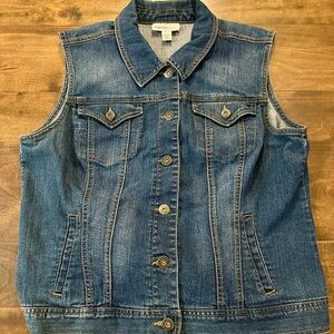 🌟 Women’s Style & Co. Denim Vest